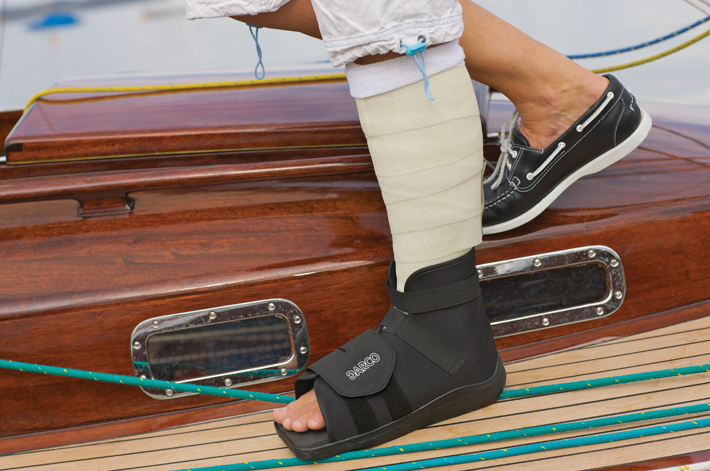 Cast boots, also known as cast shoes, fit all kinds of cast material.